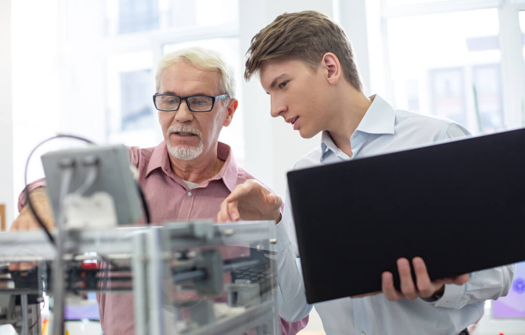 Online Tenth Grade image 32 (name Career and college prep@3x 1 1)