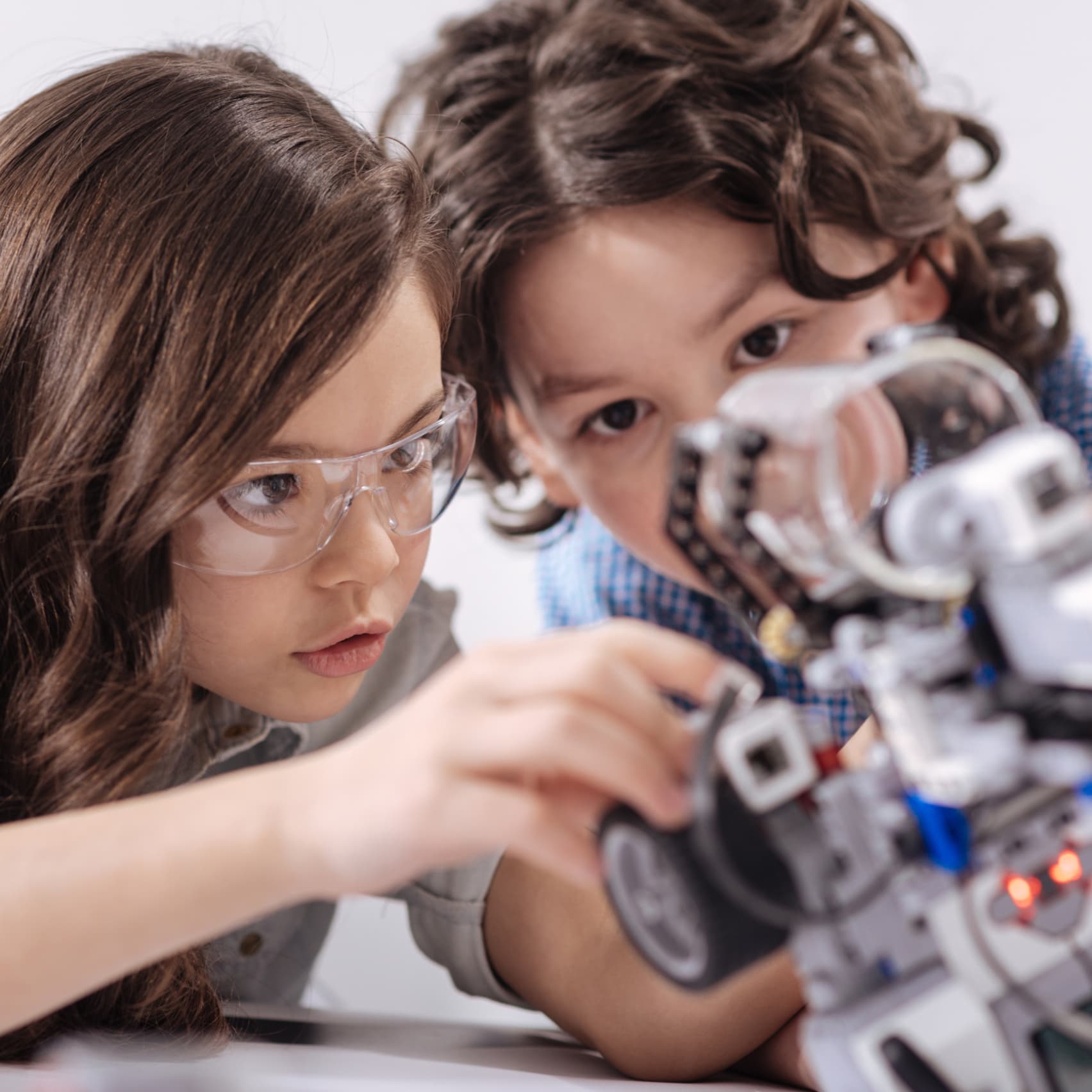 Elementary School Offerings image 28 (name STEM skills for aspiring scientists 568x568 Mobile)