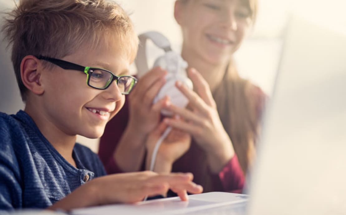 Extracurricular Activities image 31 (name Three Ways Online Clubs Benefit Kids)