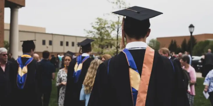 Online Advanced Placement® (AP) and Honors Courses image 32 (name 1681245469720.jpg)